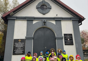 Grupa 4 pod kaplicą