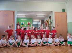 Zabawy ruchowe gr 2 i 1
