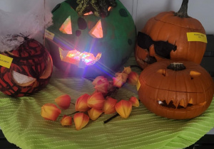 Świecaca dynia