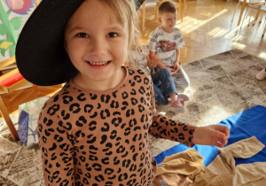 Dziewczynka w góralskim kapeluszu