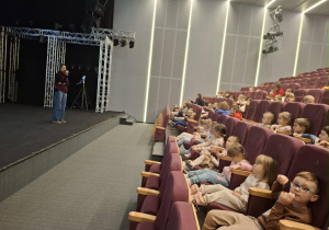 Pani prowadząca zajęcia