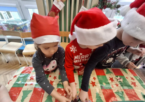 Dzieci wybierają cekiny