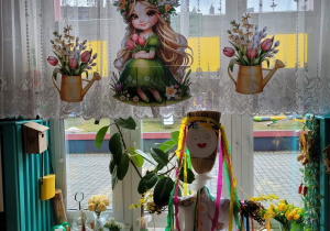 Marzanna i pani Wiosna w kąciku przyrody