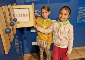 Dzieci pokazują jak powstaje animacja komputerowa