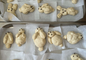 surowe króliczki wielkanocne