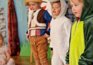 Szewczyk, owieczka i smok