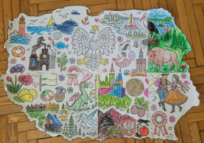 Mapa Polski pomalowana przez dzieci w parach