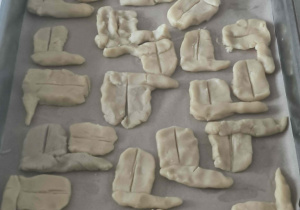 Surowe flagi z ciasta